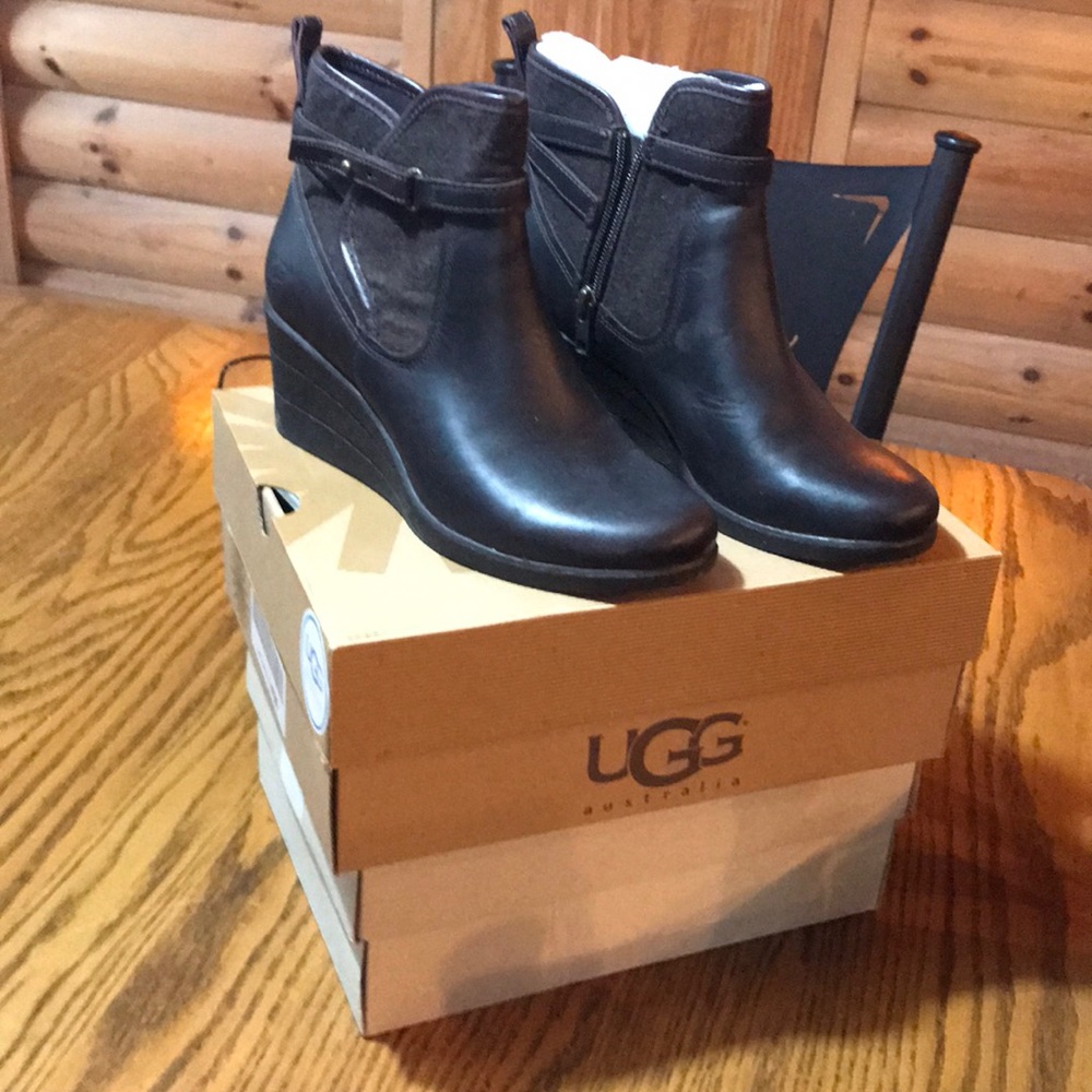 Ugh Emalie size 8 Excellent Condition